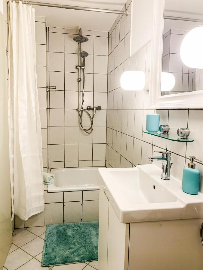 Schoene Wohnung Fuer 4 Gaeste An Der Eilenriede Mit Kostenlosen Parkplaetzen Hannover Bagian luar foto
