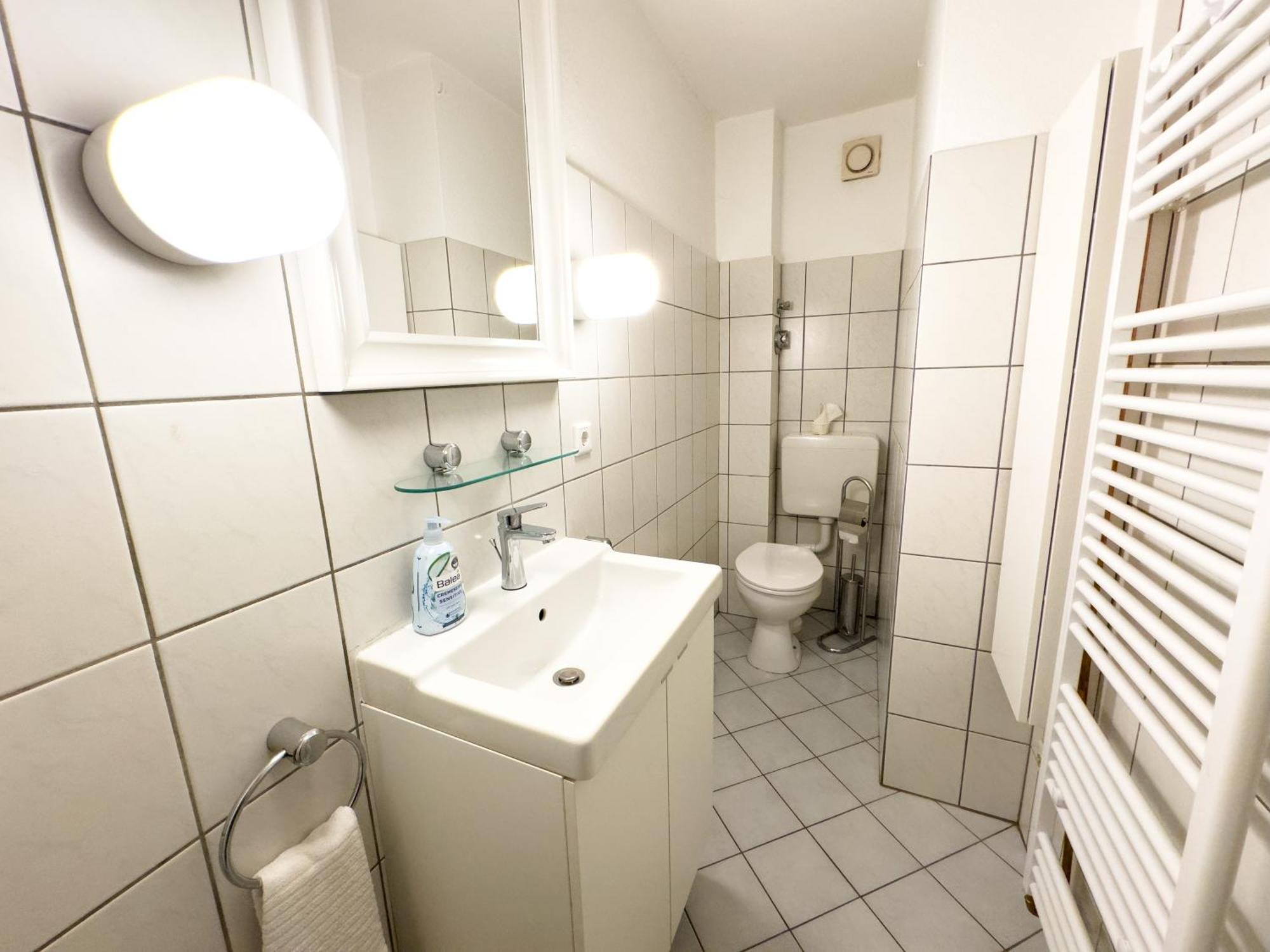 Schoene Wohnung Fuer 4 Gaeste An Der Eilenriede Mit Kostenlosen Parkplaetzen Hannover Bagian luar foto