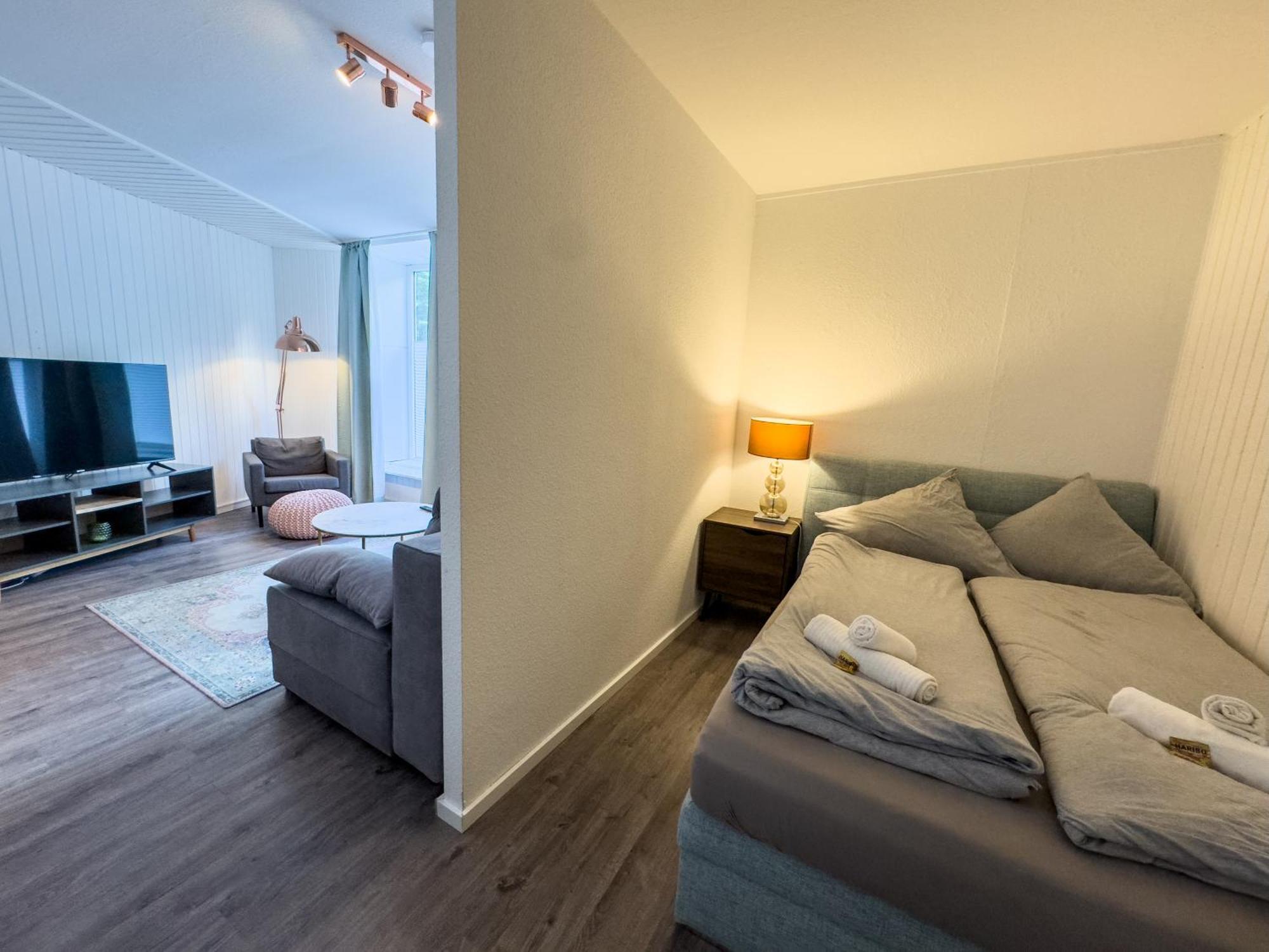 Schoene Wohnung Fuer 4 Gaeste An Der Eilenriede Mit Kostenlosen Parkplaetzen Hannover Bagian luar foto