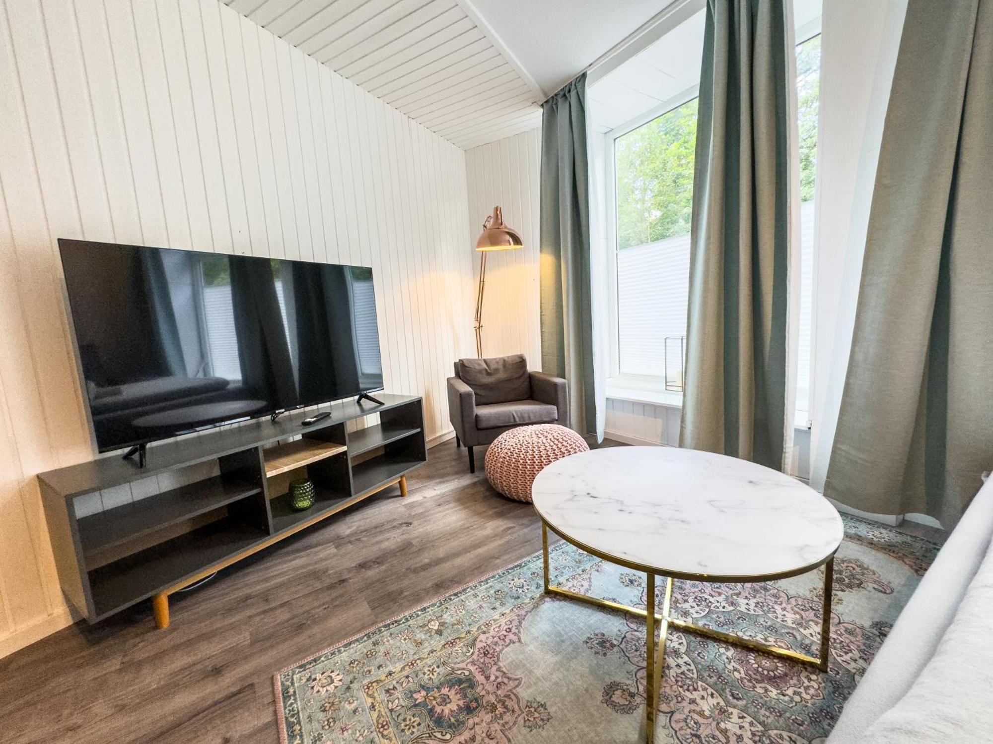Schoene Wohnung Fuer 4 Gaeste An Der Eilenriede Mit Kostenlosen Parkplaetzen Hannover Bagian luar foto